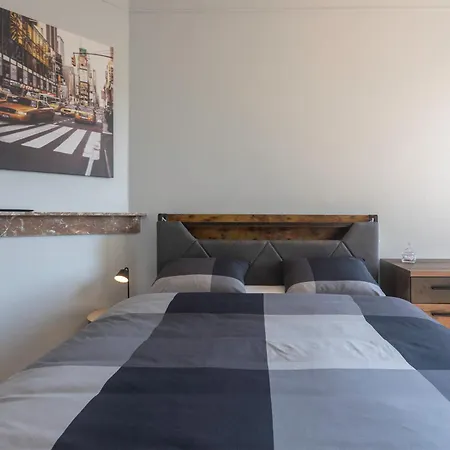 Chambre Climatisee New York, Moderne Avec Salle De Bain Privee Spacieuse, Check In Autonome, 2Eme Etage 3*