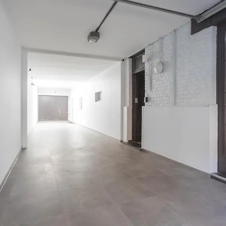 Chambre Climatisee New York, Moderne Avec Salle De Bain Privee Spacieuse, Check In Autonome, 2Eme Etage Pensjonat